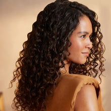 Load image into Gallery viewer, Luscious Curl Conditionning Cleanser With Chia Seed Oil

